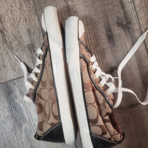 Coach signature tennis shoes - Picture 7 of 12